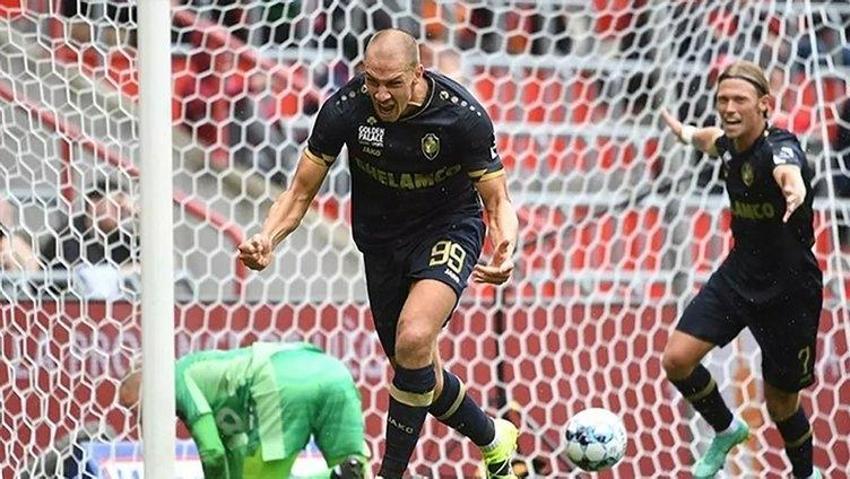 Phillip Cocu'nun prensi Galatasaray'a geliyor! 4yıl önce 'Bunun ne işi var F.Bahçe'de' deniyordu