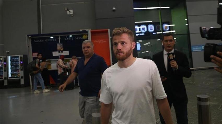 Galatasaray'da son dakika! 2 ayrılık birden! Biri 'göbek' diğeri 'Covid' sendromundan bir türlü çıkamadı!