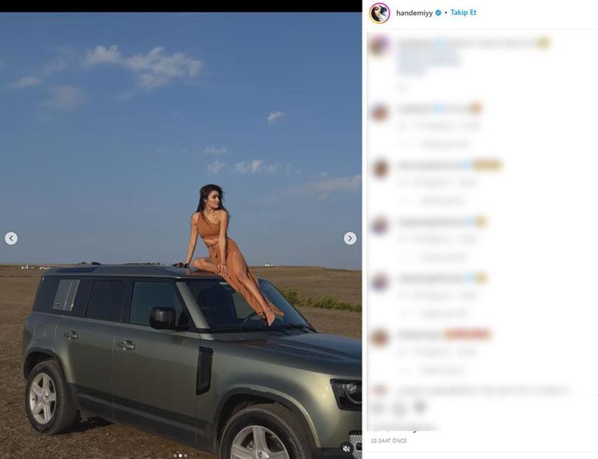 Hande Erçel aracın üzerine çıkıp poz verdi! Derin yırtmaçlı kareler Instagram'ı salladı