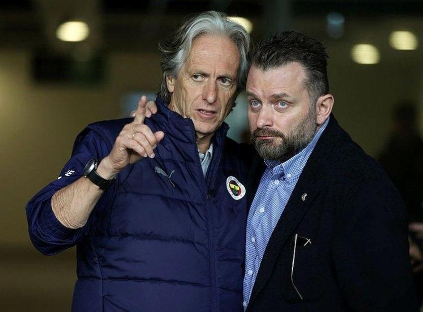 Fenerbahçe rekora koşuyor! 11.transfer tamam! Gol yeme rekoru kıran kaleciyi aldılar