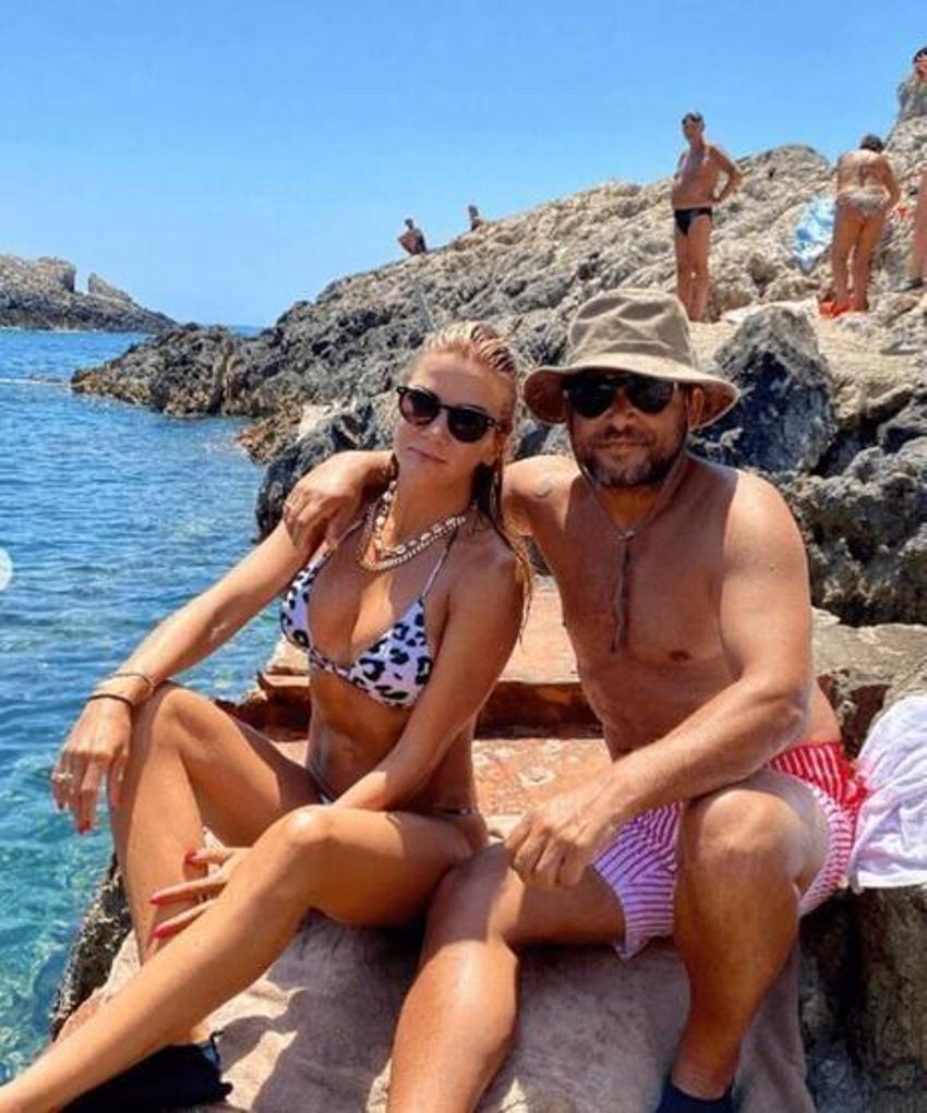 Ivana Sert tatil pozlarını paylaşmaya doyamadı!