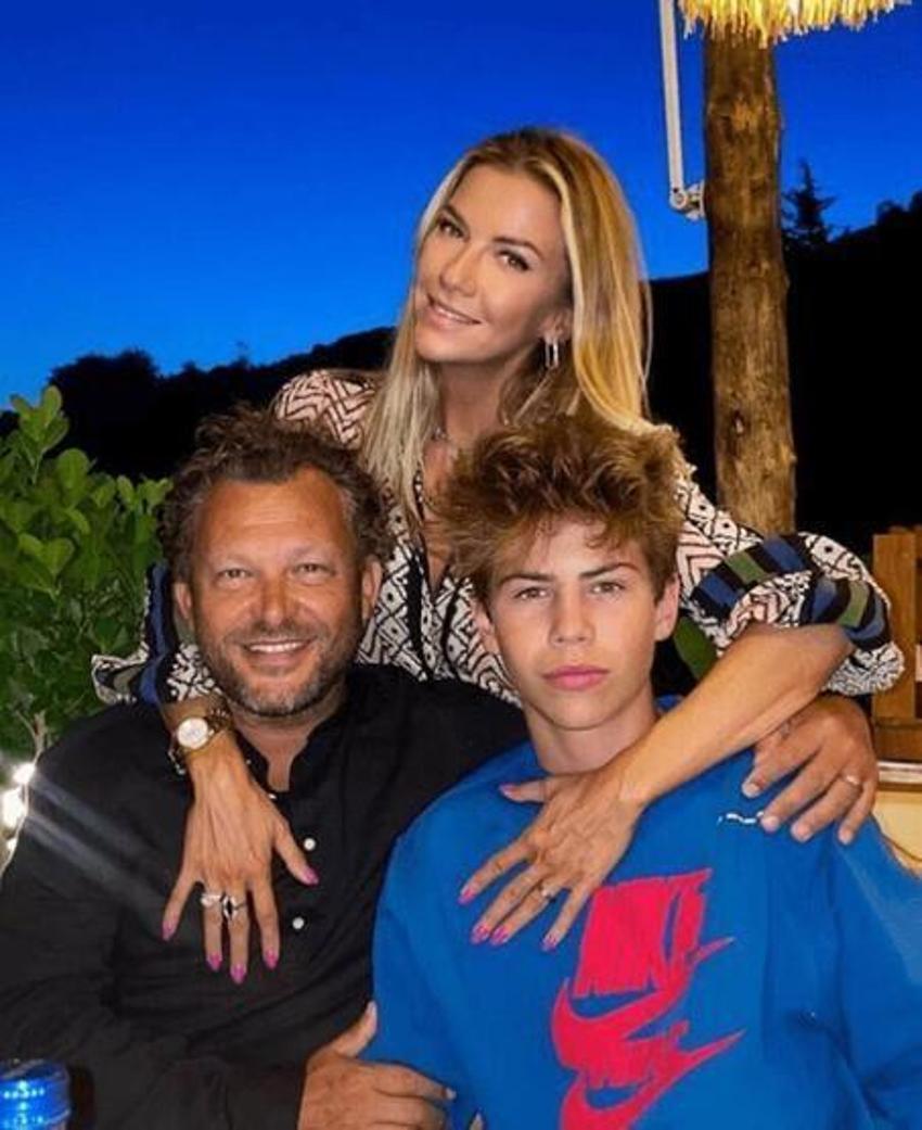 Ivana Sert tatil pozlarını paylaşmaya doyamadı!