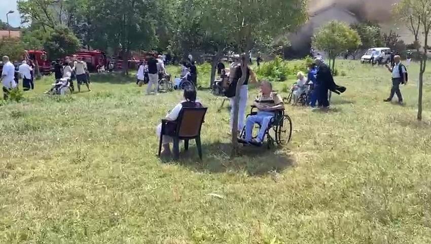 Balıklı Rum Hastanesi Yaşlı Bakımevi'nde yangın!