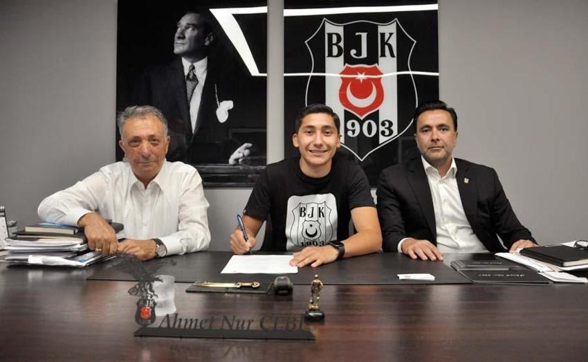 Emirhan İlkhan için Beşiktaş Başkanı Ahmet Nur Çebi'den flaş sözler: Yalvaracak halimiz yok...