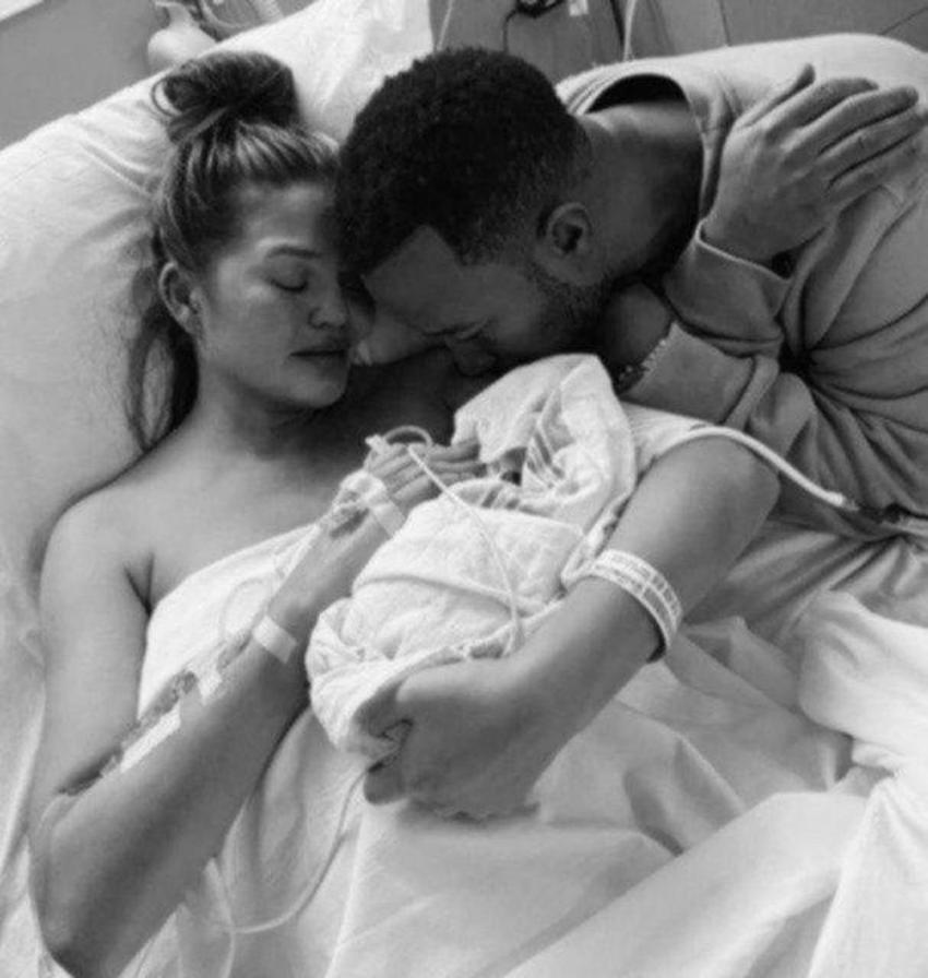 John Legend'ın eşi Chrissy Teigen'den güzel haber geldi!