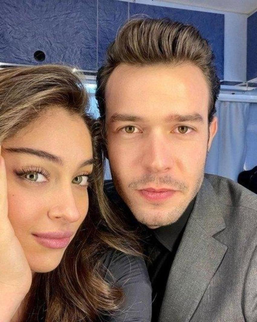 Cemre Baysel'den romantik kutlama: İyi ki varsın, hep ol!