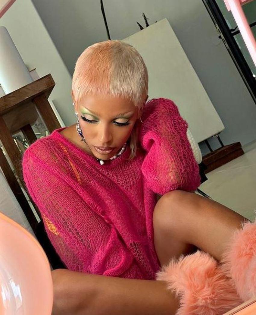 Doja Cat'in yeni hali takipçilerini şok etti! Saçlarını ve kaşlarını kazıttı! 'Sevmiyorum'