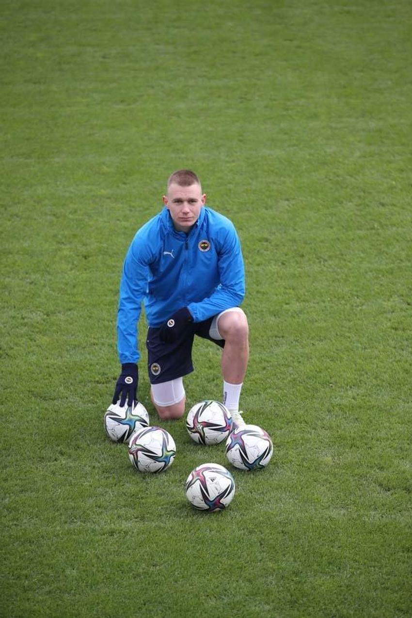 Fenerbahçe son dakika transfer haberi! Attila Szalai için Premier Lig ekibi teklif...