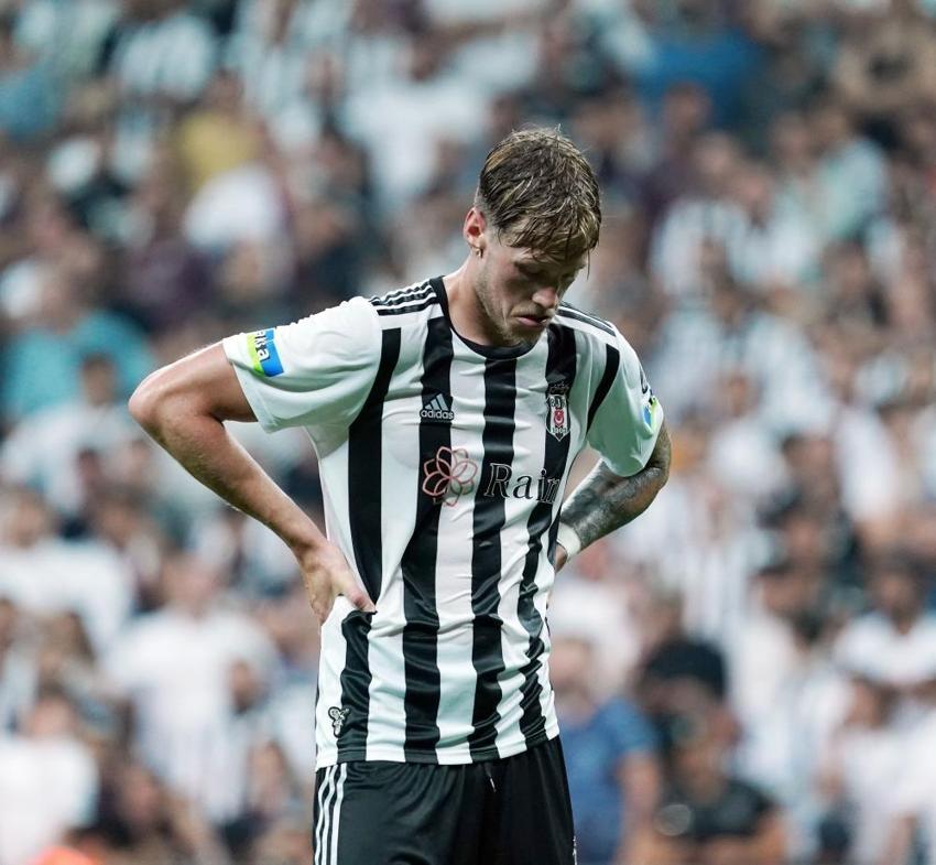 Beşiktaş - Kayserispor maçında yok yok! Kırmızı kartlar havada uçuştu, yeni transfer çılgına döndü