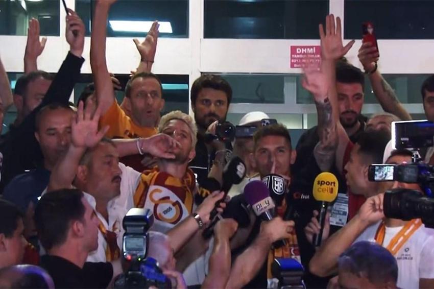 Bu transfer hamlesi Yunus Akgün'ü şok etti! Mertens ve Torreira'dan sonra bir süper yıldız daha