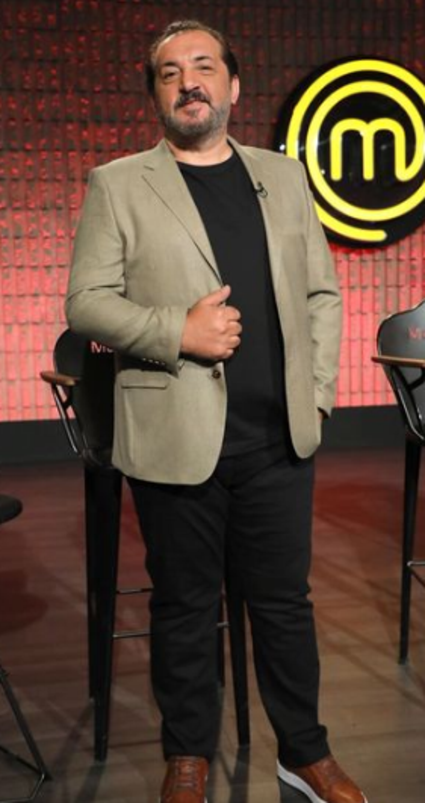 Masterchef Mehmet Yalçınkaya'nın annesini görenler şaşırdı! "Hık demiş burnundan düşmüş"