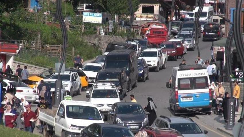 Turistler akın etti, Ayder Yaylası doldu