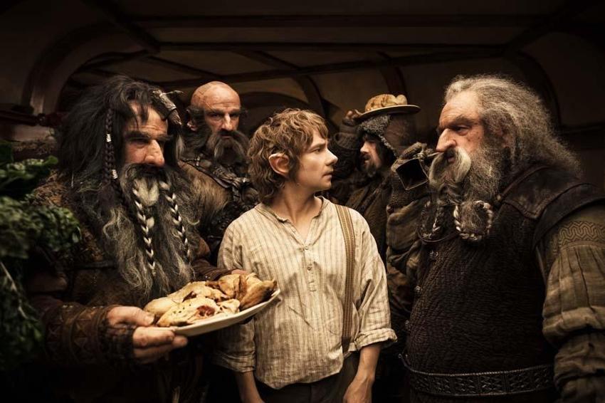 J. R. R. Tolkien’in müthiş eseri efsanevi film serisi Yüzüklerin Efendisi ve Hobbit hangi sırayla izlenir?