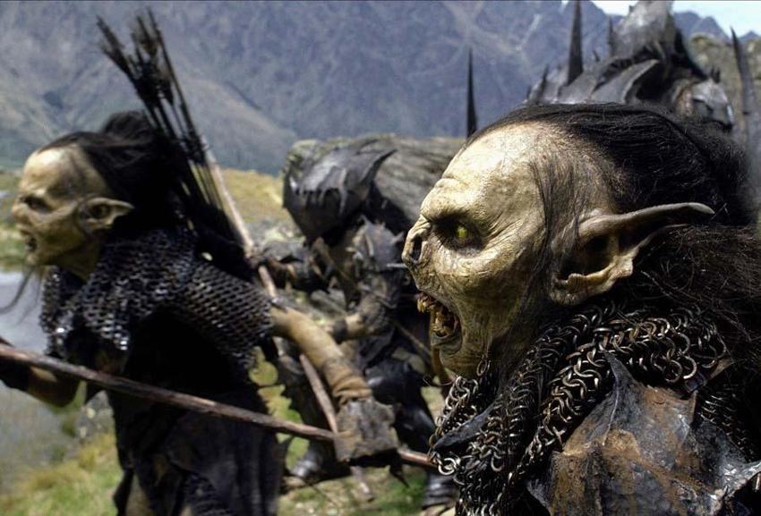 J. R. R. Tolkien’in müthiş eseri efsanevi film serisi Yüzüklerin Efendisi ve Hobbit hangi sırayla izlenir?