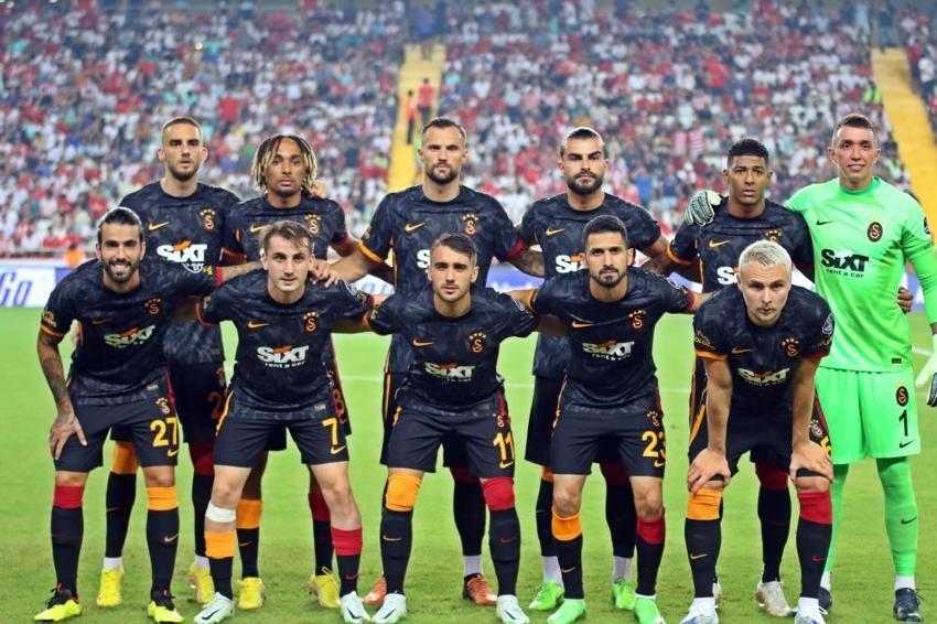 Antalyaspor-Galatasaray maçında olay! Okan Buruk resmen çıldırdı, Fernando Muslera damga vurdu, 90'da Bafetimbi Gomis...