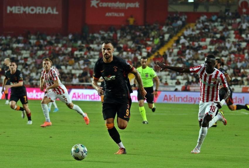 Antalyaspor-Galatasaray maçında olay! Okan Buruk resmen çıldırdı, Fernando Muslera damga vurdu, 90'da Bafetimbi Gomis...