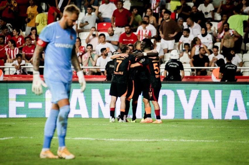 FLAŞ GELİŞME! Resmi teklif yapıldı! Diego Rossi'nin yerine Yunus Akgün bombası
