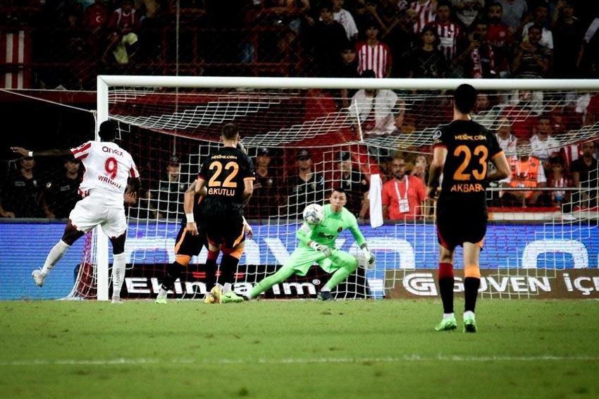 FLAŞ GELİŞME! Resmi teklif yapıldı! Diego Rossi'nin yerine Yunus Akgün bombası