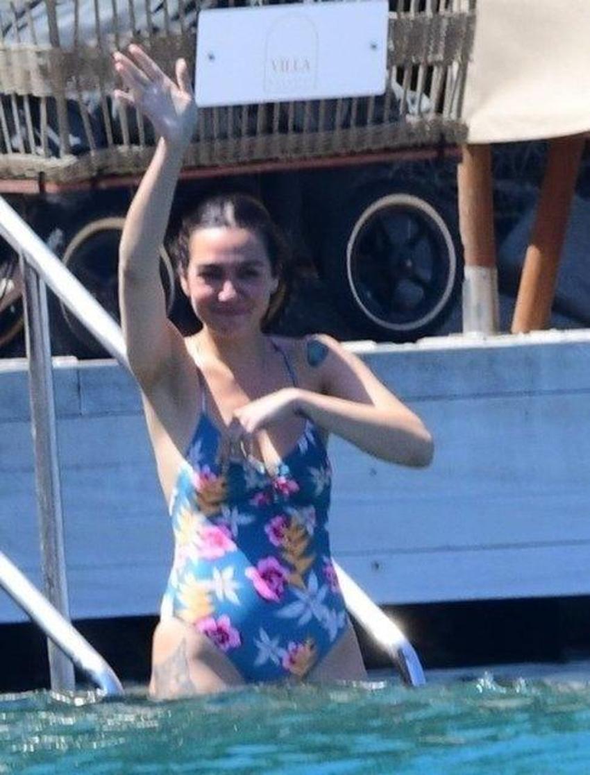 Birce Akalay Bodrum müdavimi!