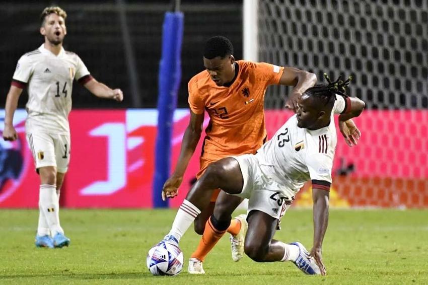 Fenerbahçe'de forvet transferi gündemde! Yakın temasa geçilen Michy Batshuayi'den kötü haber...