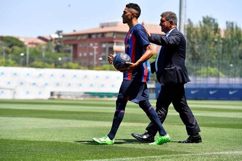 Transferler tek tek geri dönebilir! Barcelona'da büyük skandal kapıda: Lewandowski, Franck Kessie, Christensen, Jules Kounde, Raphinha için son gün cumartesi...