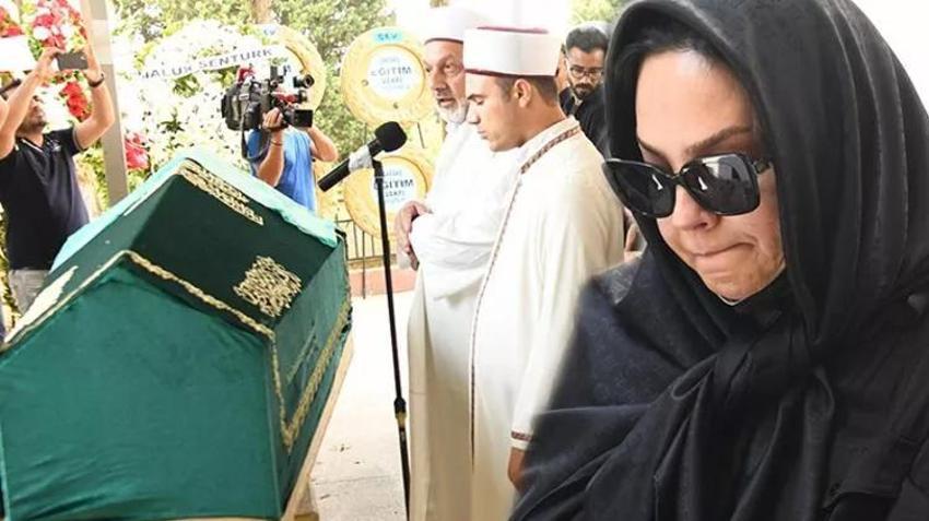 Ebru Gündeş'in sahne ücreti dudak uçuklattı!