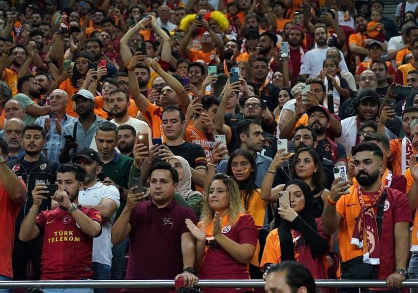 Galatasaray'da ilk fatura kesildi! Giresunspor maçından sonraki ayrılığı açıkladı! 'Kiralık olarak gidecek'