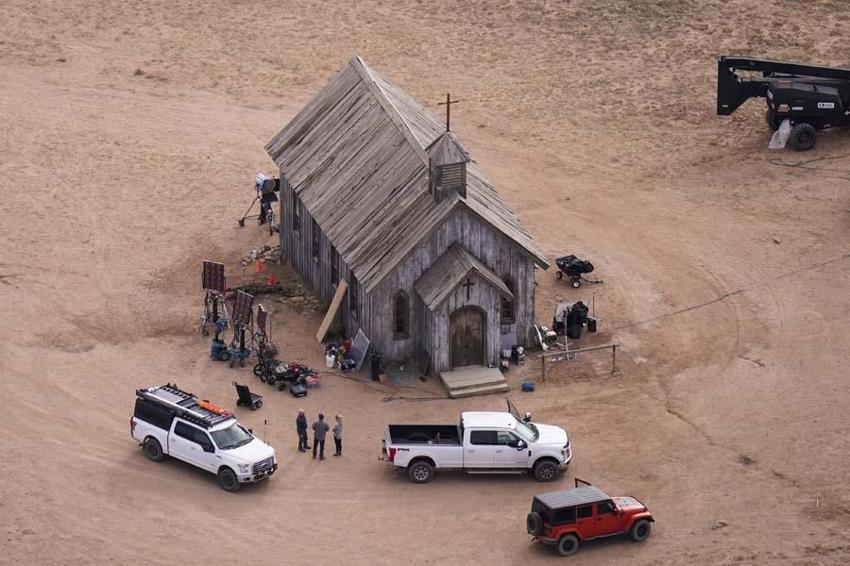 Dünyaca ünlü oyuncu Alec Baldwin film setinde katil olmuştu! FBI'ın raporu Rust filmindeki sır perdesini araladı