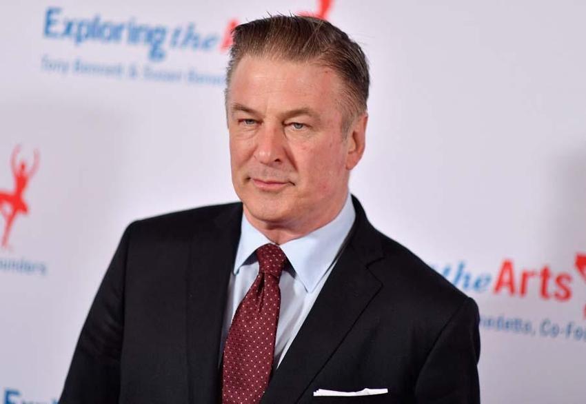 Dünyaca ünlü oyuncu Alec Baldwin film setinde katil olmuştu! FBI'ın raporu Rust filmindeki sır perdesini araladı