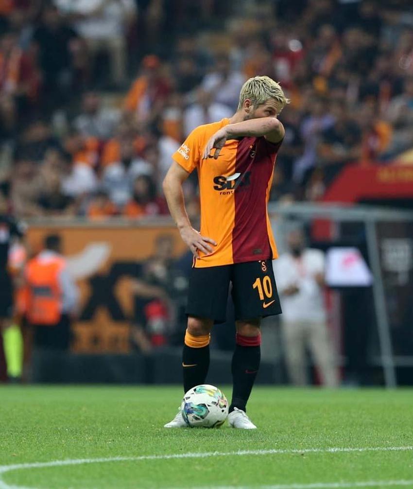 Giresun yenilgisi sonrası Galatasaray'da hareketli saatler! Başkan Dursun Özbek'ten flaş açıklamalar: Okan Buruk, Dries Mertens ile Lucas Torreira...