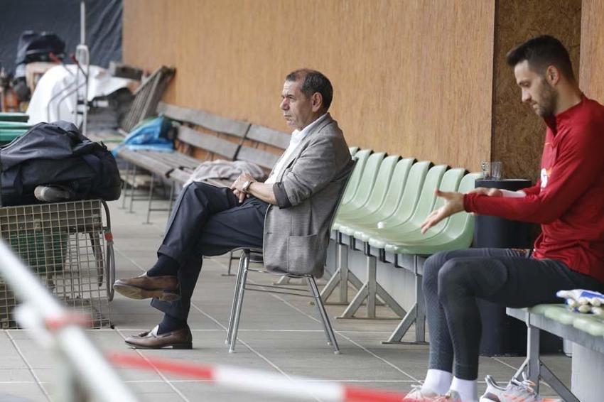 Giresun yenilgisi sonrası Galatasaray'da hareketli saatler! Başkan Dursun Özbek'ten flaş açıklamalar: Okan Buruk, Dries Mertens ile Lucas Torreira...