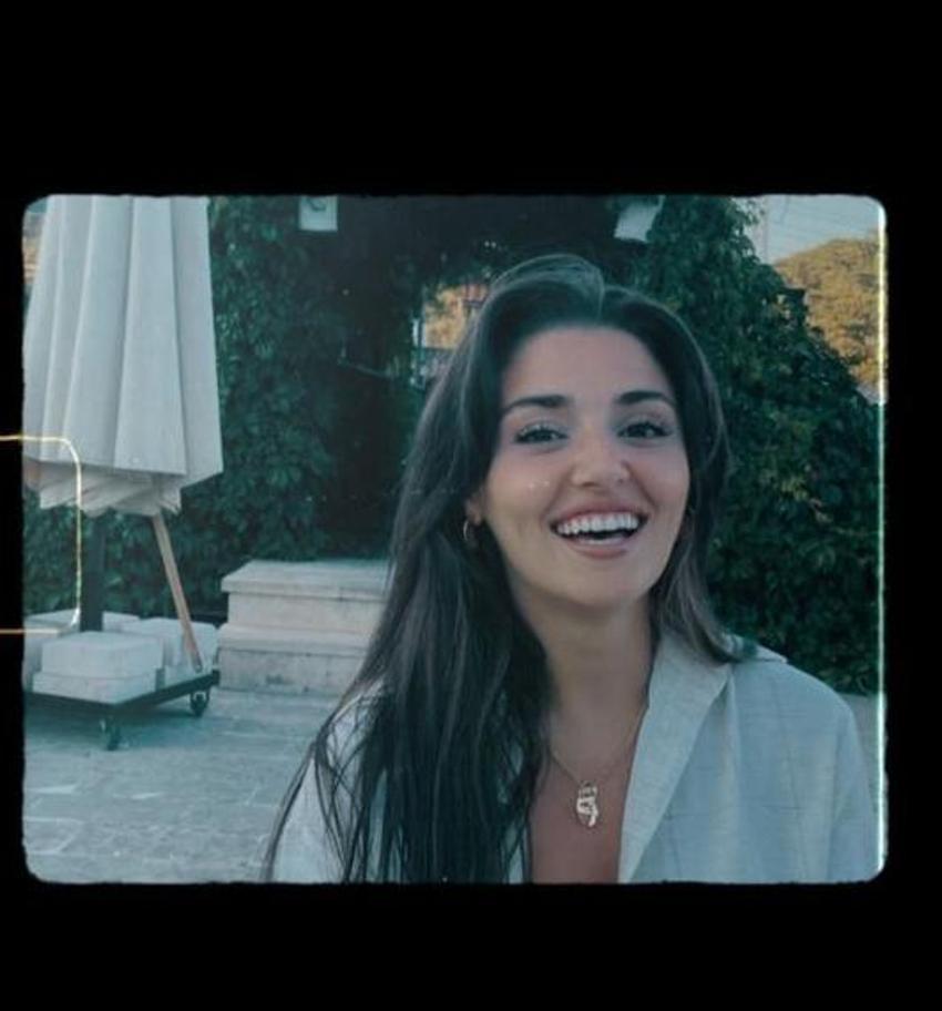 Hande Erçel’den flaş açıklama! Ekranlara geri mi dönüyor?