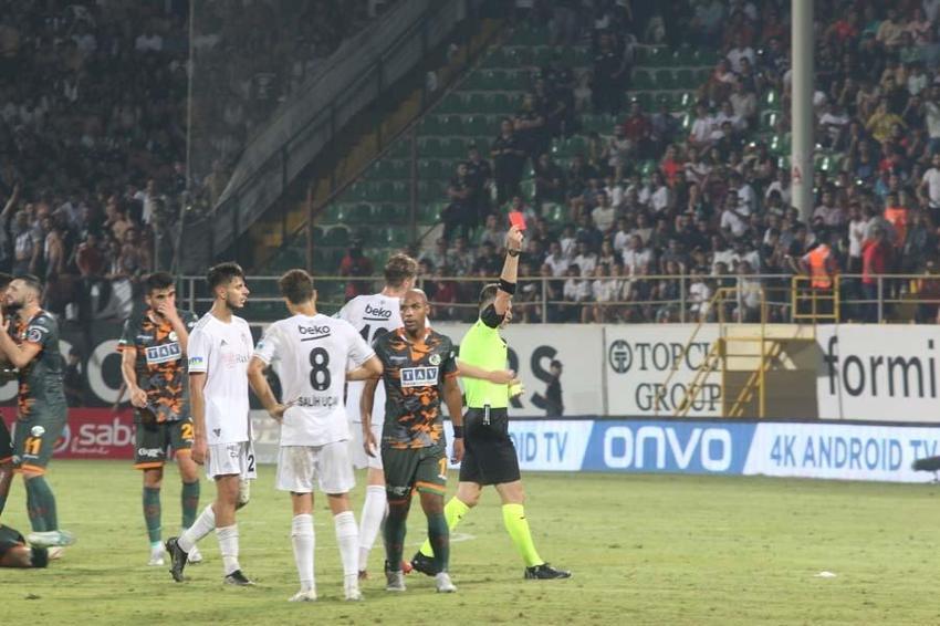 Beşiktaş'tan Alanyaspor maçı hakemi Yasin Kol'a sert tepki: Maçlarımızda görmek istemiyoruz!