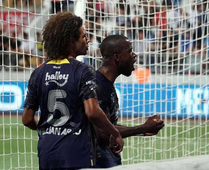 Fenerbahçe Kasımpaşa'ya 6 gol attı işler değişti! Taraftar forvet transferi beklerken ters köşe iddia...