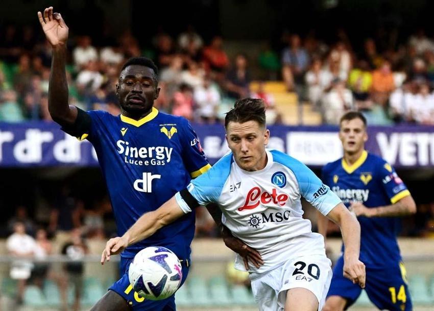Fenerbahçe'den Napoli'ye transfer olan Kim Min Jae ilk maçında mest etti! 7 gollü çılgın maça tanıdık isimler damga vurdu...