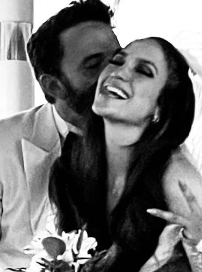 Jennifer Lopez ve Ben Affleck çiftinin düğün detayları belli oldu!