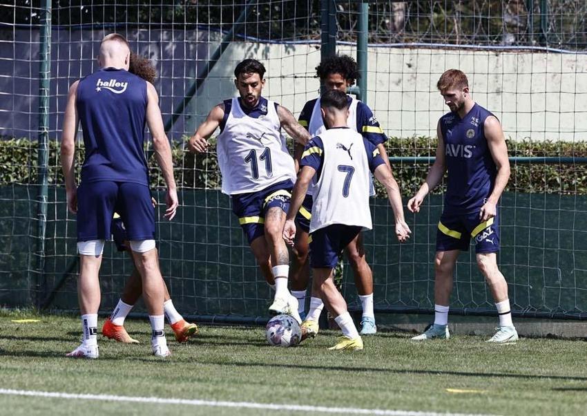 Fenerbahçe'de Jorge Jesus Austria Wien maçı kadrosunu belirledi