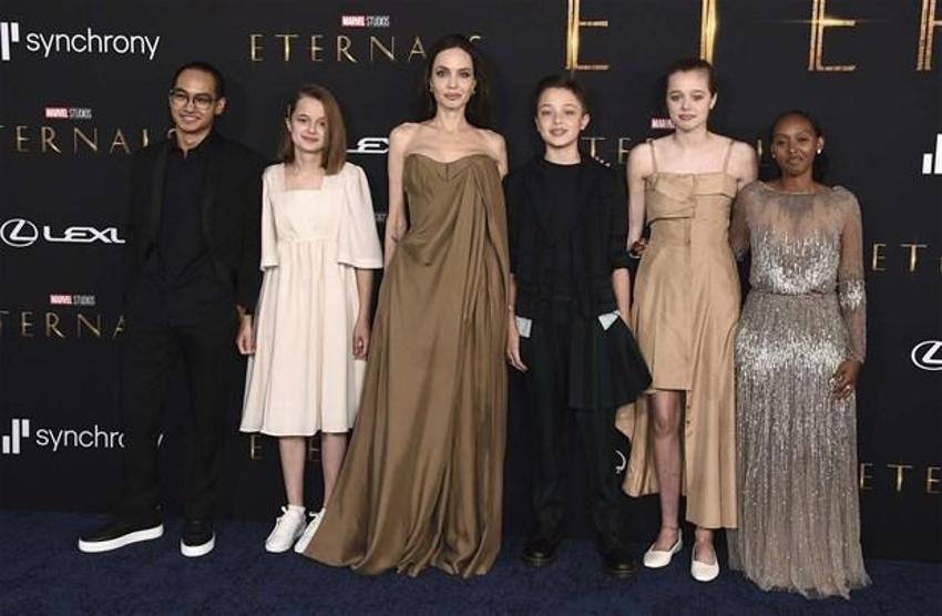 Angelina Jolie ve Brad Pitt arasında sular durulmuyor!