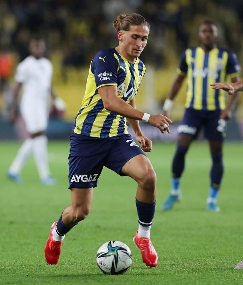 Fenerbahçe'ye Sporting Lizbon'dan Miguel Crespo için sürpriz teklif! İşte transfer görüşmelerinin detayları: 50 milyon euro karşılığında...