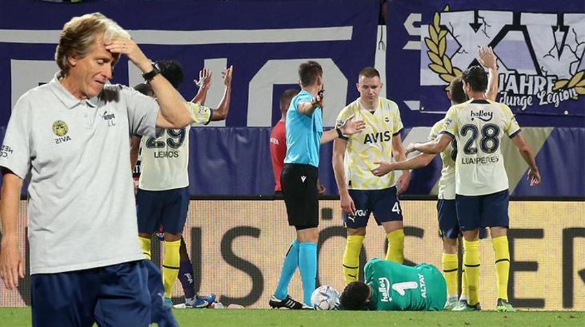 Austria Wien - Fenerbahçe maçına damga vuran olay! Altay Bayındır bir anda yere yığıldı