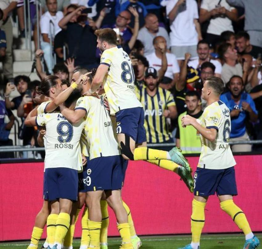 Austria Wien - Fenerbahçe maçına damga vuran olay! Altay Bayındır bir anda yere yığıldı