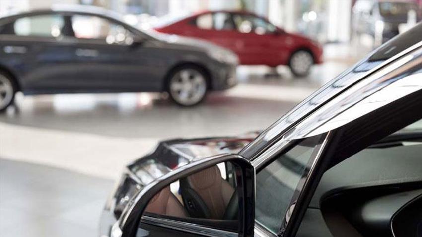 İkinci el otomobile 6 ay ve 6 bin km sınırlaması geldi fiyatlar düştü! Panik satışlar başladı ilanlar arttı...