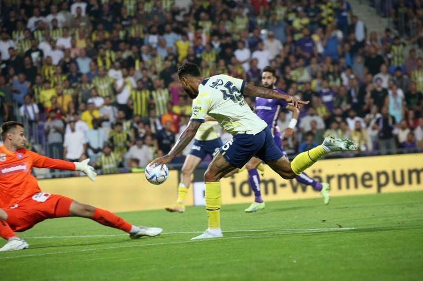 Fenerbahçe Austria Wien'i dağıttı tur kapısını sonuna kadar açtı! Yeni transferler şov yaptı: Akıl almaz, endişe verici...