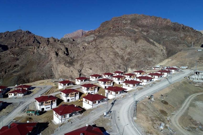 İşte Türkiye'nin en yeni ilçesi! 152 yıllık tarihinde 7'nci kez: Artvin'in Yusufeli ilçesi taşınma başladı...