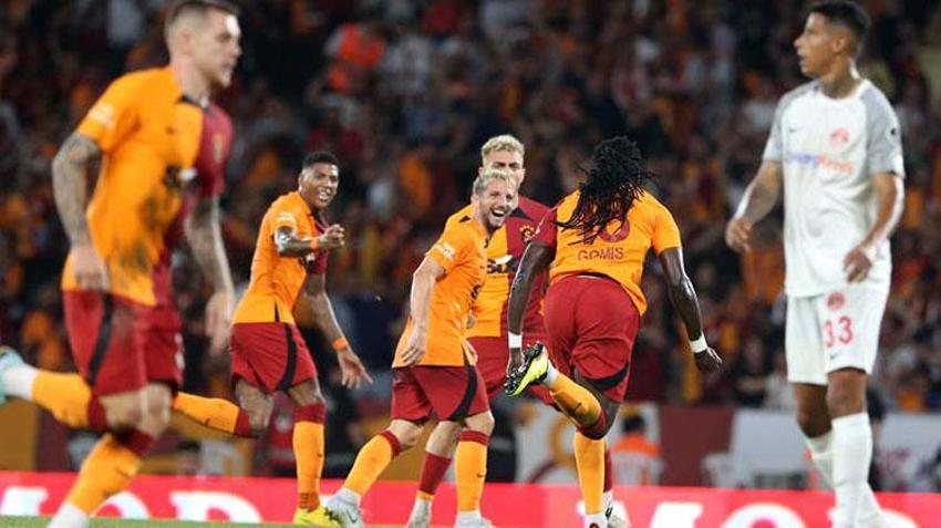 Ümraniyespor maçı sonrası Okan Buruk'a net uyarı: Galatasaray için endişe verici, Mertens'in isyanı...