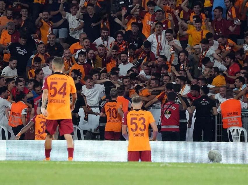 Ümraniyespor maçı sonrası Okan Buruk'a net uyarı: Galatasaray için endişe verici, Mertens'in isyanı...