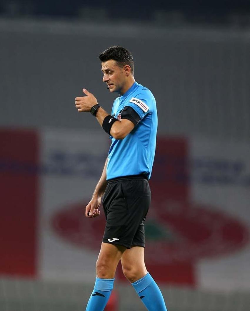 Ümraniyespor-Galatasaray maçında 8 dakikada 3 penaltı beklentisi! Yeni transfer direkten döndü...