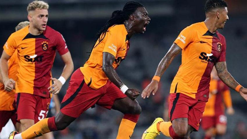 Ümraniyespor maçı sonrası Patrick van Aanholt'a ırkçı saldırı!