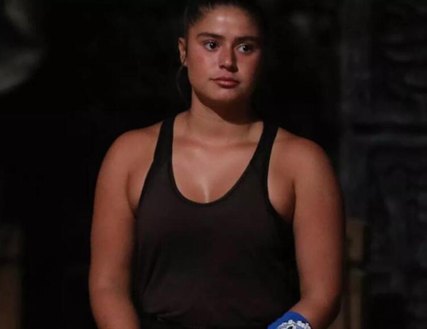 Survivor Ayşe'nin yatak pozu sosyal medyayı ikiye böldü