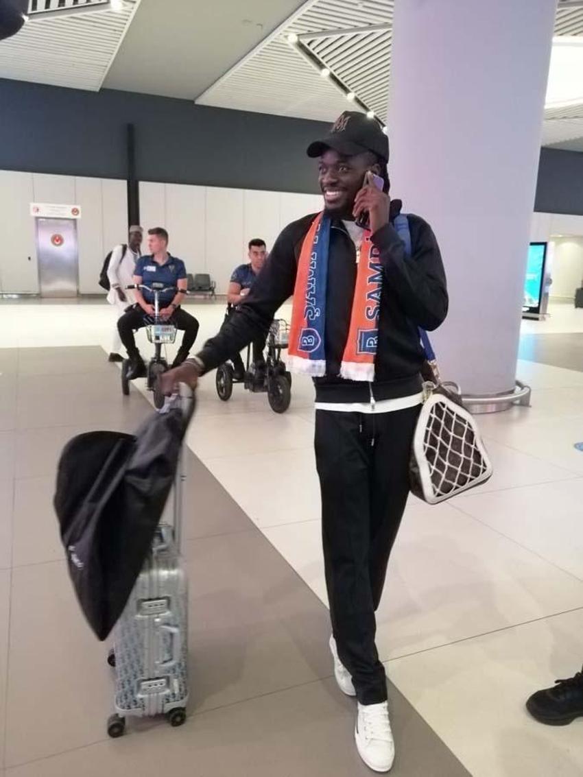 Galatasaray istiyordu yeni transfer Bertrand Traore İstanbul'a geldi!